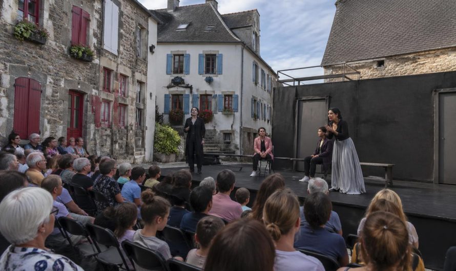 Le Théâtre de Lorient en voyage à Saint-Gérand pour présenter « Elle pas princesse, lui pas… »