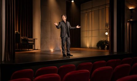 ne manquez pas le retour exceptionnel de marc tourneboeuf au théâtre la bruyère avec 5 représentations inédites en mai et juin 2026. réservez vite vos places pour une expérience culturelle unique !